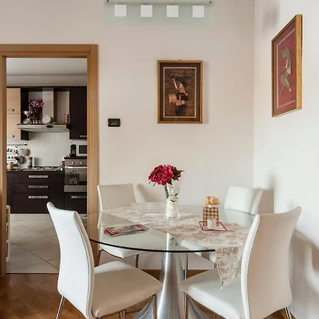 Hostly - Family Strada Dell'olio - Brand New 2br, 2 Bathrooms With Ac * Cascina