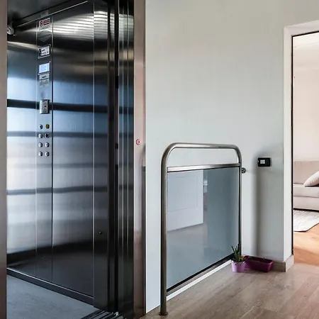 Apartment Hostly - Family Strada Dell'olio - Brand New 2br, 2 Bathrooms With Ac